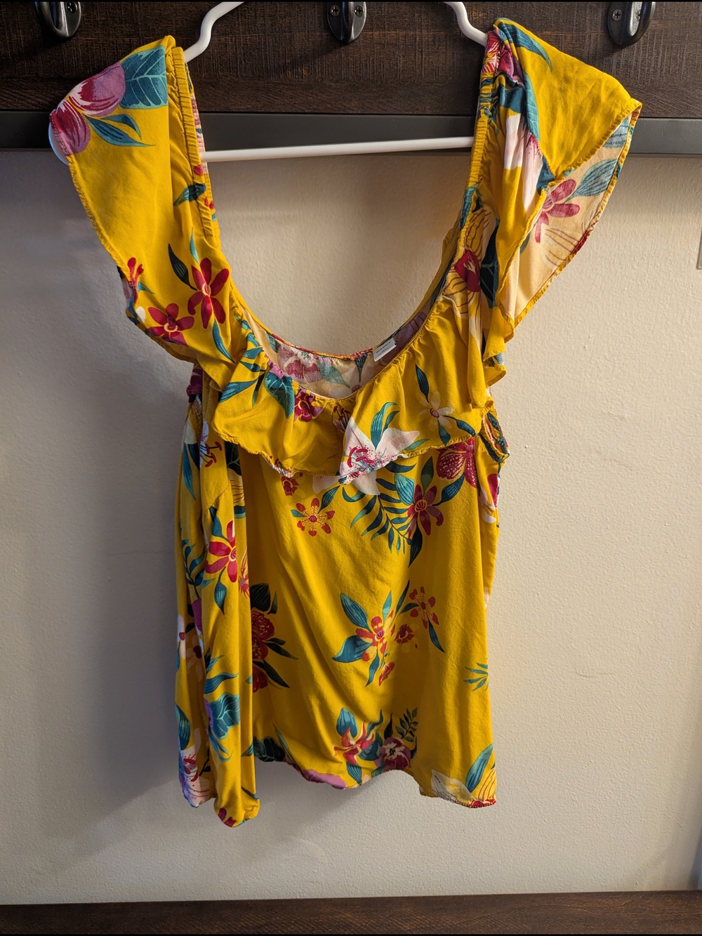 Old Navy Yellow Floral Ruffle Shoulder Tank